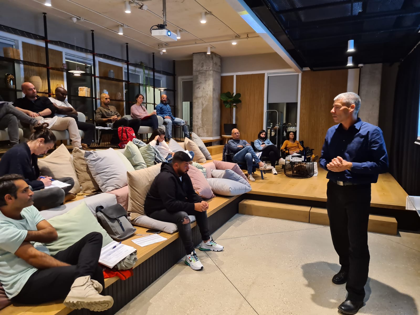 מנחה בקורס מאמנים מנטליים